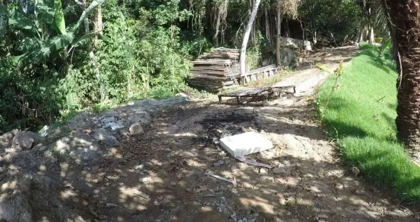 Terreno com mais de15 mil m², com viabilidade de construção, no Sambaqui/Florianópolis
