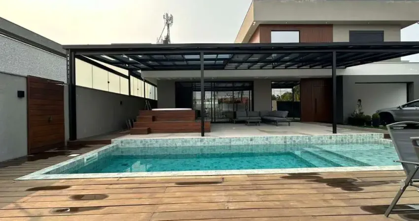 Casa de alvenaria, 2 pavimentos, 323,82 m² de área privativa, nos Ingleses.