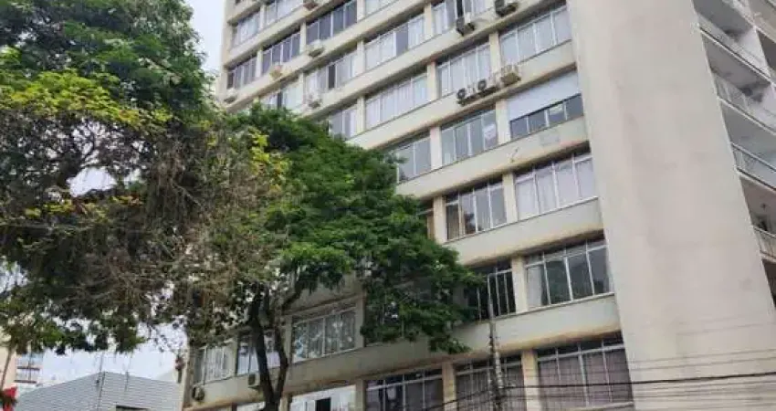 Apartamento  2 dorms com garagem na  Rua Osmar Cunha