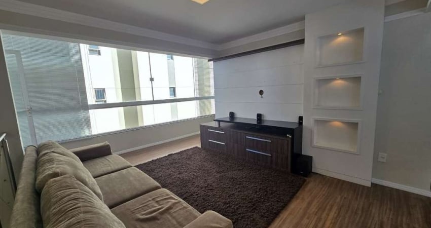 Cobertura no centro de Florianpópolis com 197m², 2 quartos, 1 suíte, 2 vagas de garagem