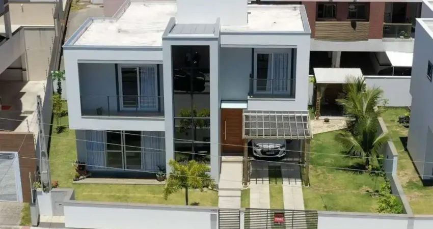 Casa de 3 Suítes a venda a poucos metros da Praia do Rio Tavares - Florianópolis / SC