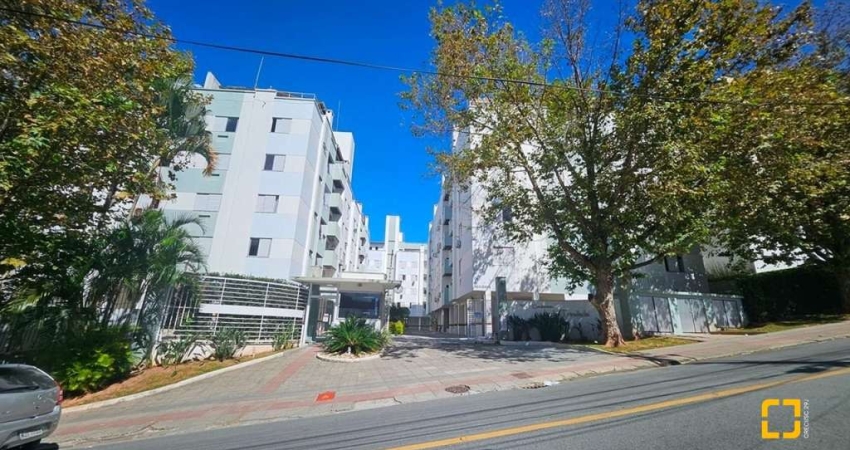Cobertura duplex à venda com 3 quartos e 2 garagens na Trindade