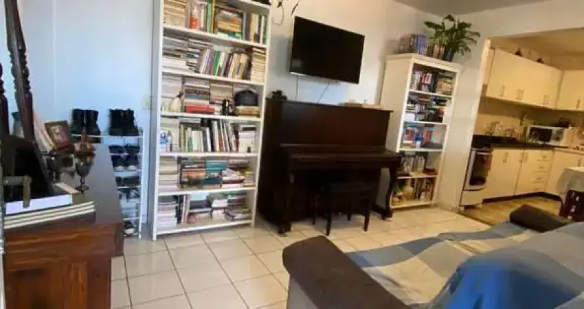 Casa com 4 quartos no Bairro Ipiranga em São José?SC
