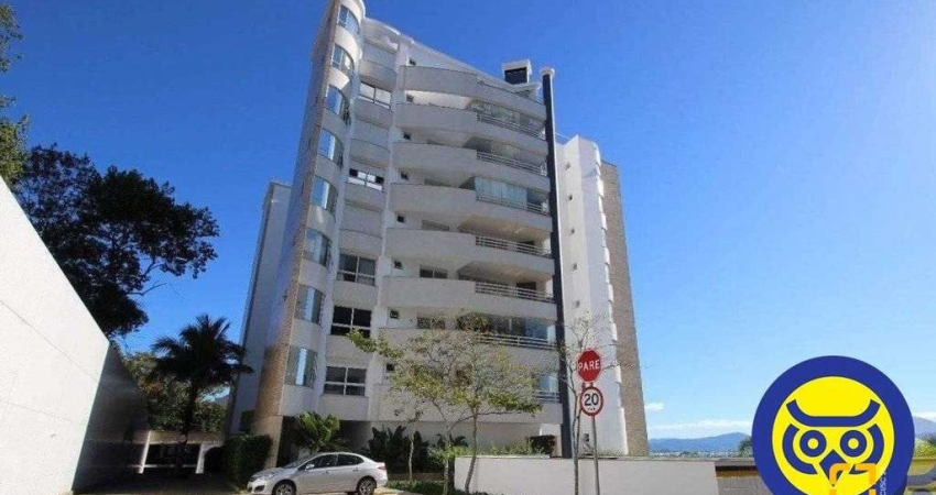 Apartamento com 3 suítes e 2 vagas no João Paulo - Florianópolis
