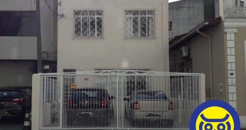 Casa comercial e residencial com 3 dormitórios - bairro Centro - Florianópolis - SC