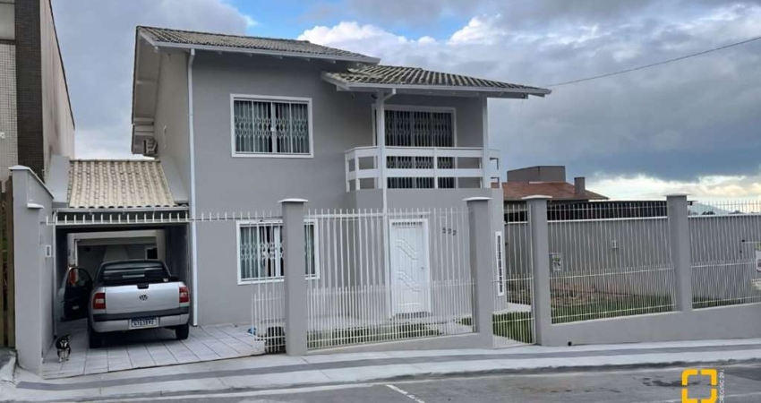 CASA no Jardim cidade de Florianópolis em São José SC