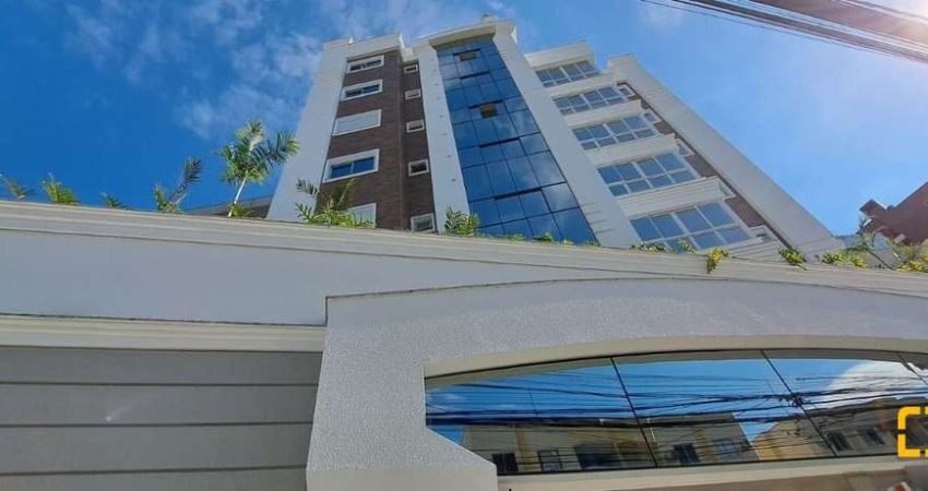 Cobertura Duplex com 3 quartos 2 suítes 2 vagas, coração da Trindade, Florianópolis SC