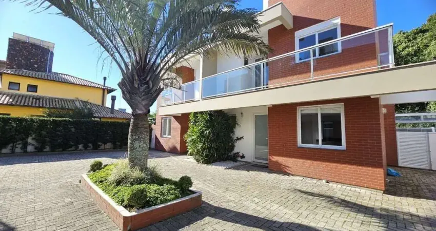 Casa com  3 quartos sendo uma suite, 160m² a venda no Campeche-Financiável