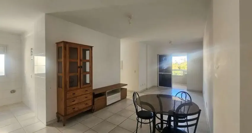 Apartamento 3 quartos, sendo 1 suíte, 2 garagens, no bairro Estreito em Florianópolis/SC