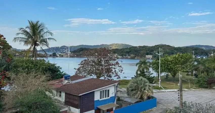 Apartamento com 3 suítes, 2 vagas, hobby box e vista para a Lagoa - Lagoa da Conceição, Florianópoli