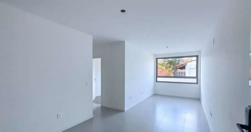 Apartamento 2 dormitórios, sendo 1 suíte - 1 vaga - 1 Hobby box - Cacupé - Florianópolis SC