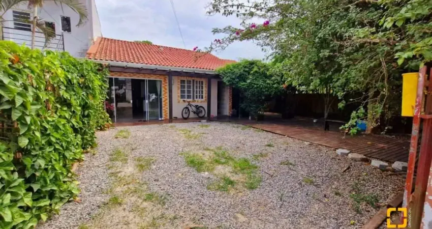 Seu Refúgio de Paz e Natureza Espera por Você!  Casa com 3 quartos (1 suíte)