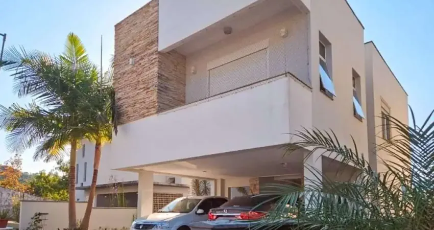 Casa em condomínio - 4 dormitórios, sendo 1 suíte - 4 vagas - Monte Verde - Florianópolis - SC