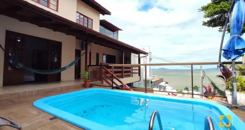 Casa com 3 quartos à venda na Rua Virgínia Quint, Centro, São José