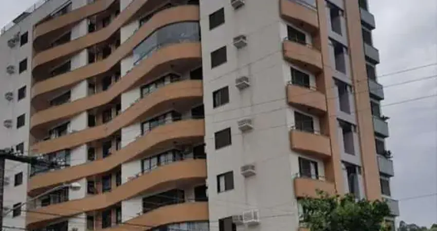 Centro - Florianópolis | Apartamento 3 Dormitórios com Suíte e Dependência