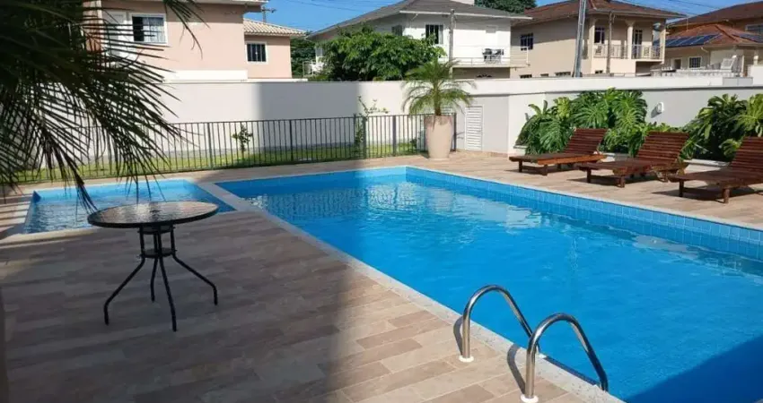 Apartamento com 02 dormitórios, próximo ao shopping continente em são josé/sc