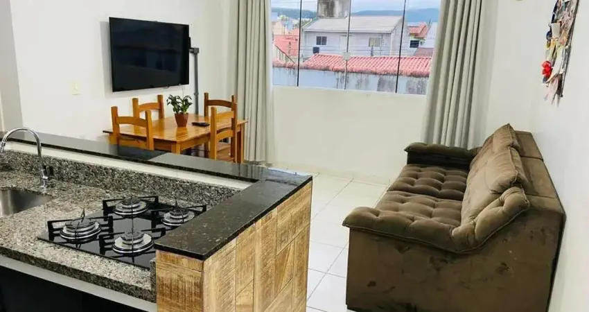 Apartamento á venda com 2 dormitórios, 1 vaga coberta no bairro forquilhas, são josé/sc.