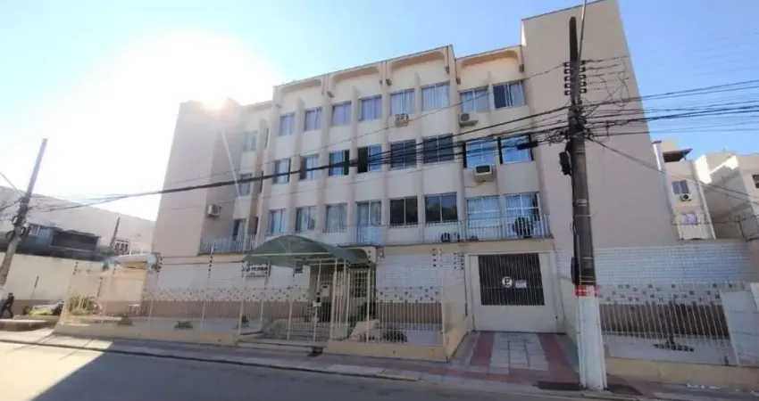 Apartamento de 02 dormitórios no bairro kobrasol em são josé sc