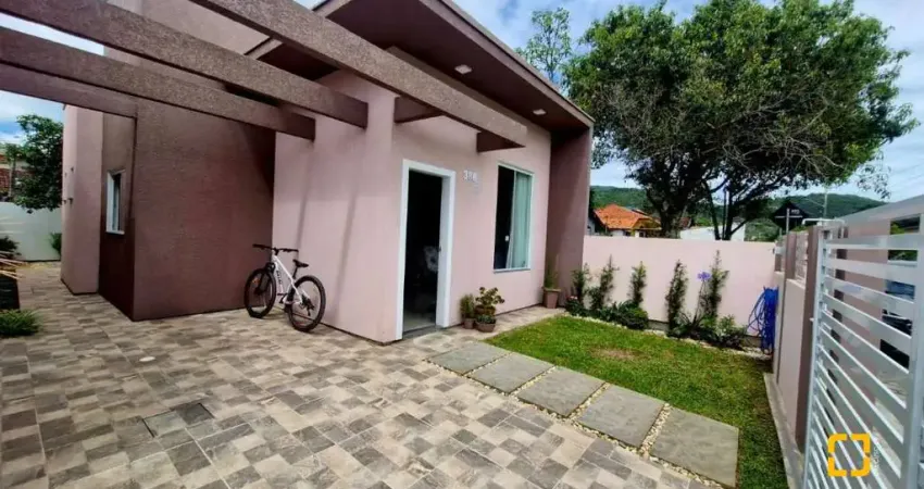 Casa à venda no rio vermelho - 2 dormitórios (1 suíte) com churrasqueira