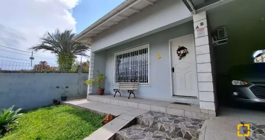 Casa com 3 quartos à venda na Rua Professora Sofia Quint de Souza, Capoeiras, Florianópolis