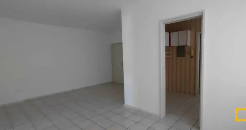 Apartamento com 3 quartos e vaga de garagem livre, no centro de florianópolis