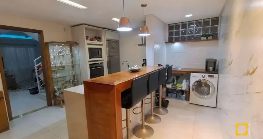 Casa 2dorm 3 banheiros 2 vagas reformada churrasqueira salão de festas são josé sc