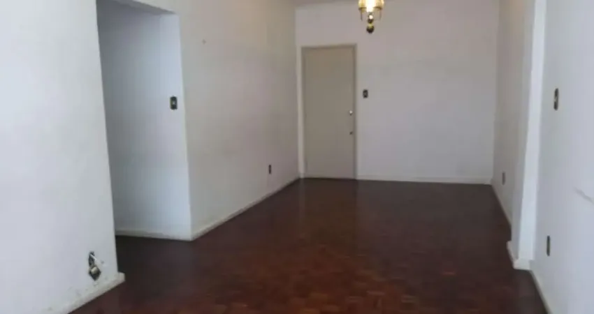 Apartamento com 81m2 , 2 dormitórios + dependencia empregada, 1 vaga - Centro - Fpolis SC