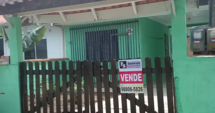 Casa com 2 quartos à venda na rua Sergipe 868, 868, Barra do Sai, Itapoá