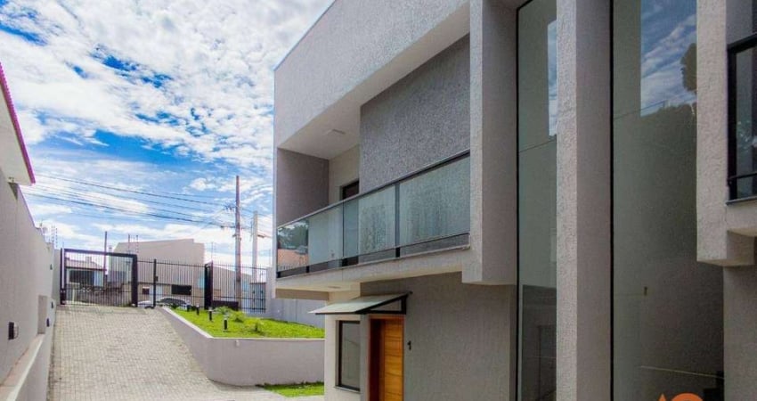 Sobrado com 3 dormitórios à venda, 113 m² por R$ 650.000,00 - Tingui - Curitiba/PR