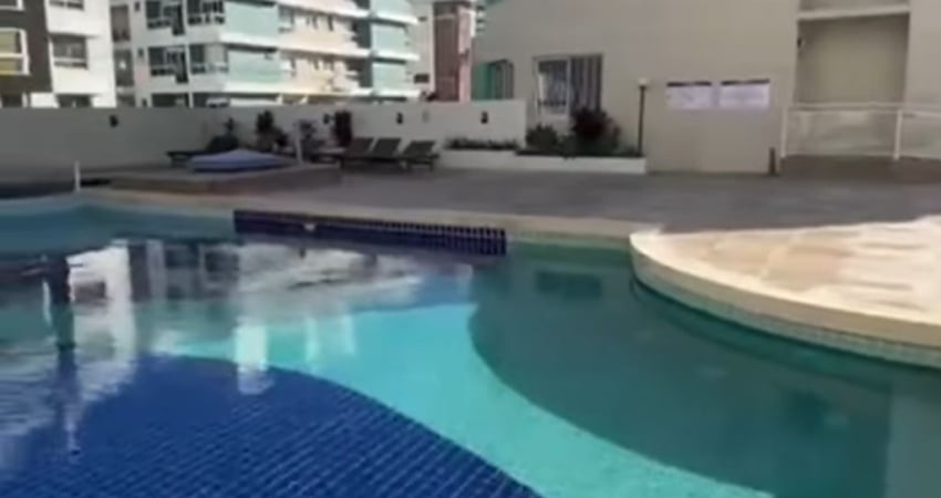 Apartamento mobiliado Próximo ao mar praia ingleses Financiável