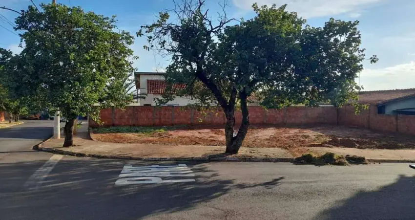 Terreno à venda, Jardim Marajoara, Pederneiras, SP
