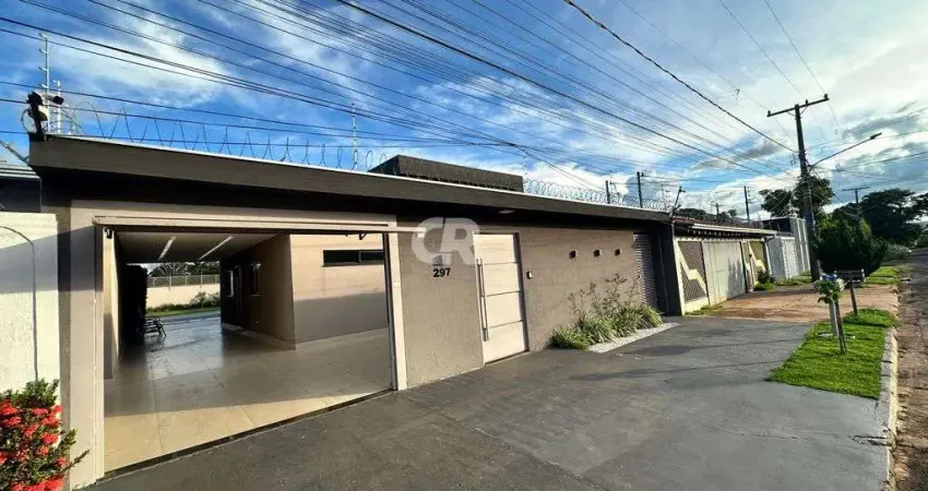 Casa alto padrão com móveis planejados e ar-condicionado em todos os ambientes