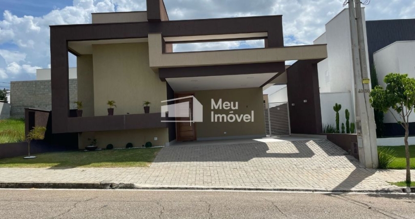 Venda Casa de alto padrão 3 Dormitórios sendo 2 Suítes - 150m²- Condomínio Terras do Vale - Caçapava