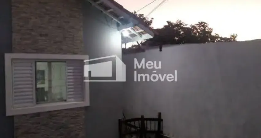 Casa com 80m² 2 Dormitorios - jardim das Industrias