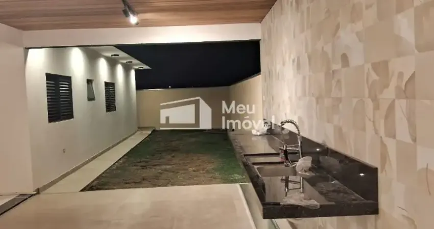 Venda Casa Nova em Condomínio com 280m² 4 Dormitórios sendo 2 Suítes - Condomínio Residencial Mantiqueira - São José dos Campos