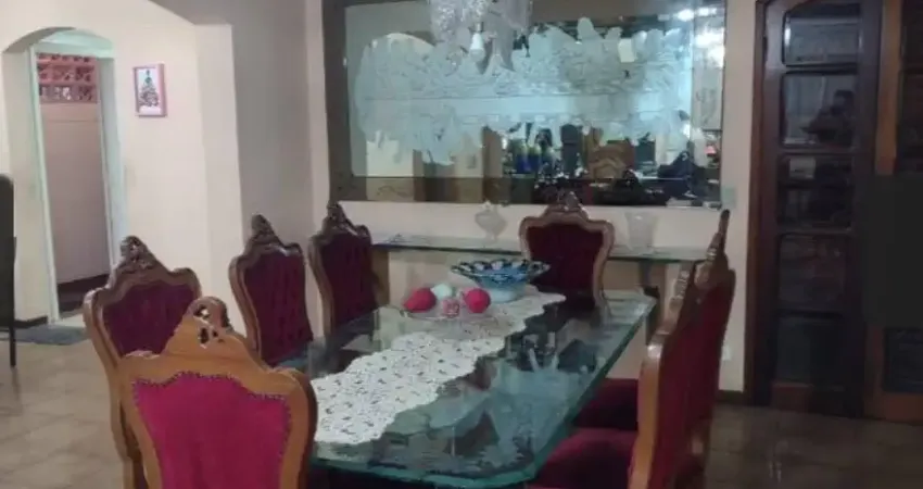 Casa com 4 quartos à venda na Rua Heitor Peixoto, 455, Cambuci, São Paulo