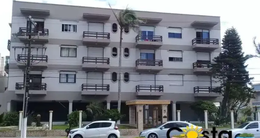 Apartamento na Av da Igreja com Box em Tramandaí