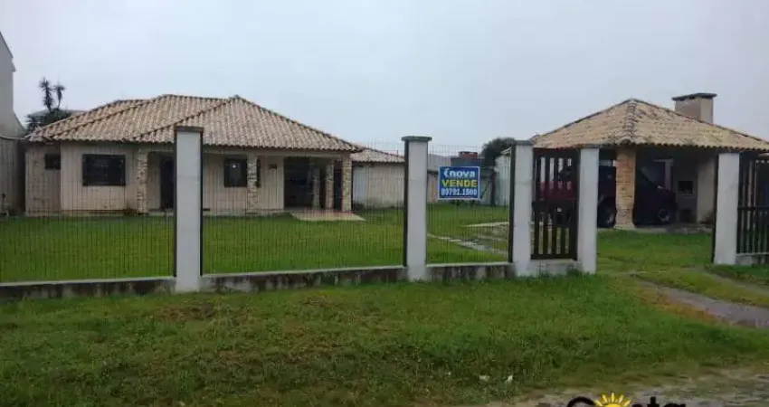 Casa com 5 quartos à venda na Zona Nova, Tramandaí 