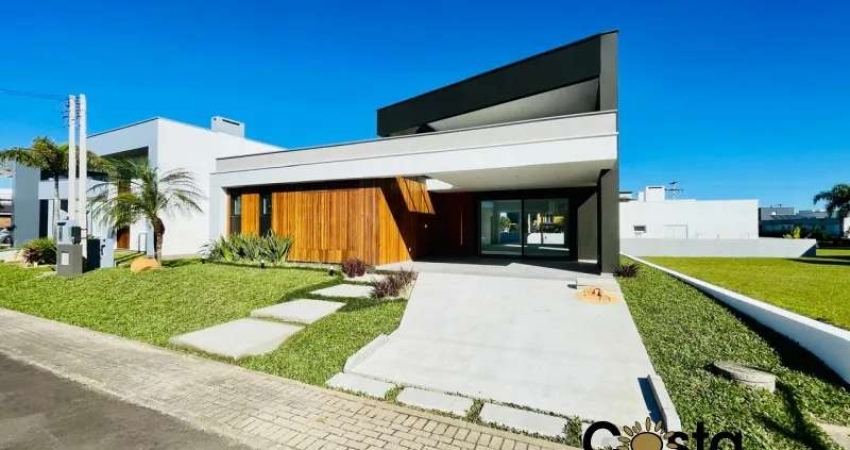 Casa em condomínio fechado com 4 quartos à venda no Cruzeiro do Sul, Tramandaí 