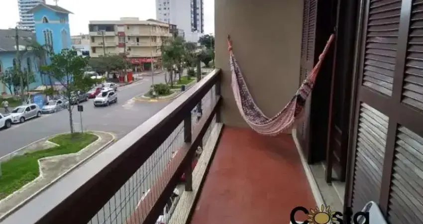 Apartamento na Av da Igreja em Tramandaí