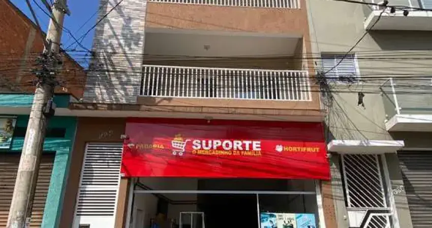 Casa com 3 quartos para alugar na Rua Jambeiro, Vila Viana, Barueri
