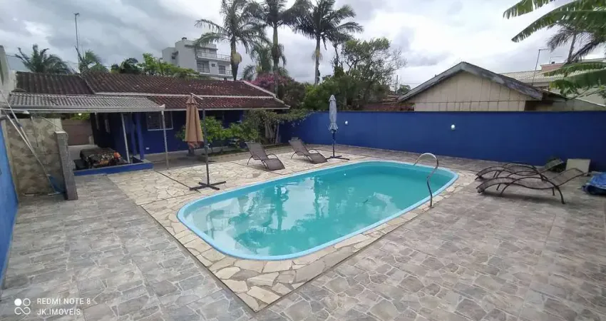ÓTIMA CASA COM PISCINA E PRÓXIMA DO MAR PARA LOCAÇÃO PÔR DIÁRIA, EM ITAPOÁ