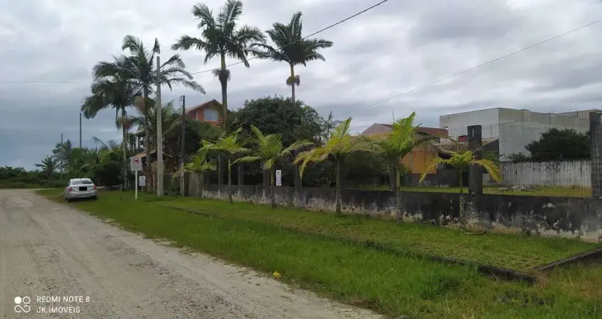 Maravilhoso terreno com 768m² de área total,a venda em itapoá-sc