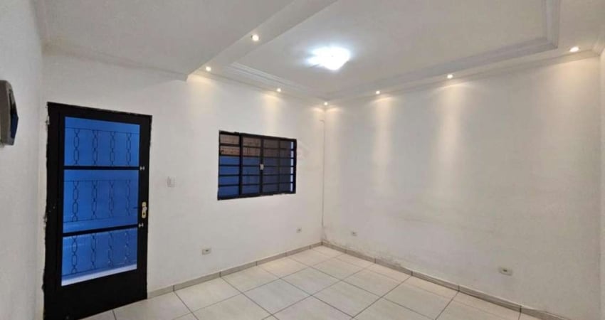 Casa para Locação em Guarulhos, Parque Marabá, 3 dormitórios, 1 suíte, 1 banheiro
