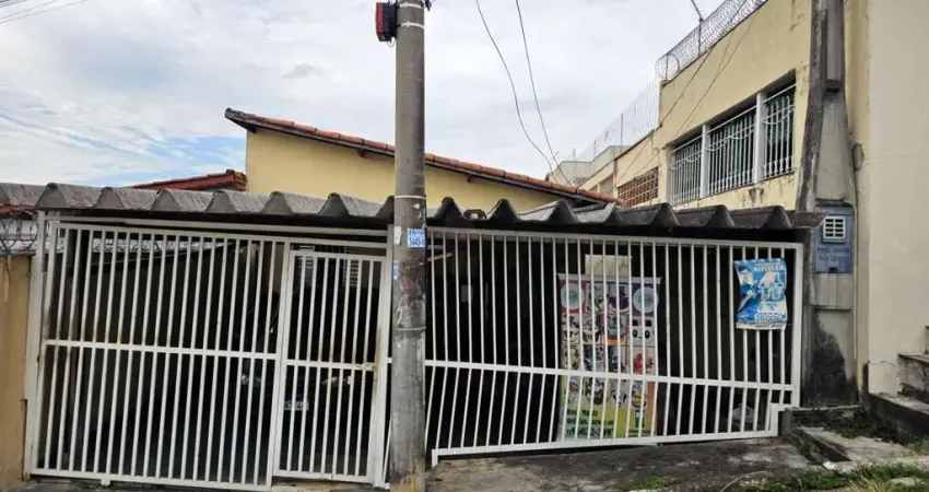 Casa Térrea para Venda em Guarulhos, Vila Rosália, 2 dormitórios, 1 banheiro, 2 vagas