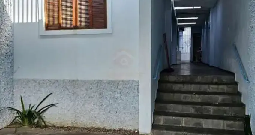 Casa para Locação em Guarulhos, Parque Continental II, 2 dormitórios, 1 suíte, 3 banheiros, 2 vagas