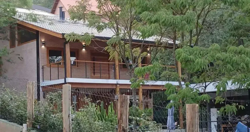 Casa para Venda em Atibaia, Laranja Azeda, 4 dormitórios, 4 suítes