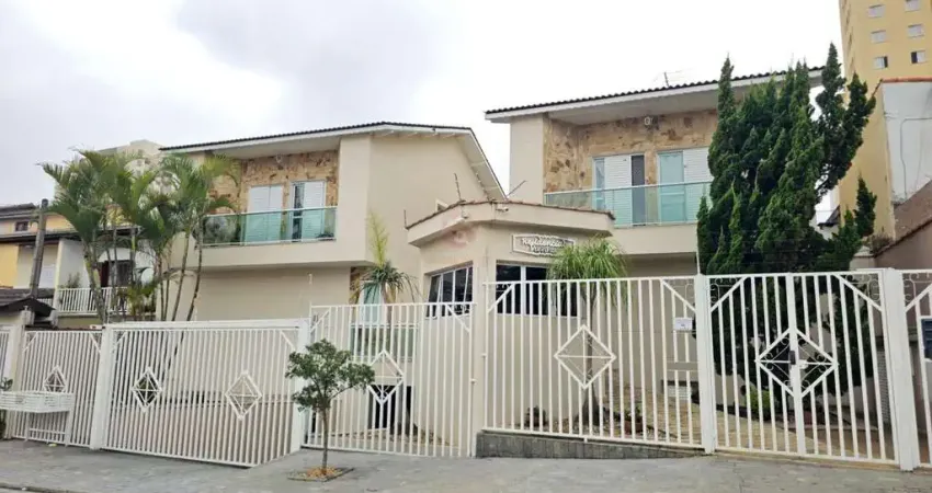 Sobrado em Condomínio para Locação em Guarulhos, Torres Tibagy, 3 dormitórios, 3 suítes, 2 banheiros, 4 vagas