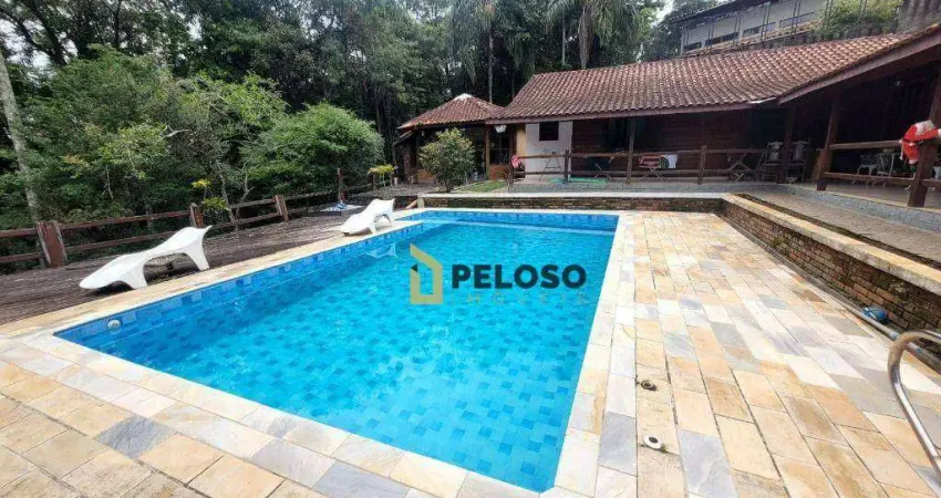 Casa com 3 dormitórios à venda, 202 m² por R$ 1.250.000,00 - Serra da Cantareira - Mairiporã/SP