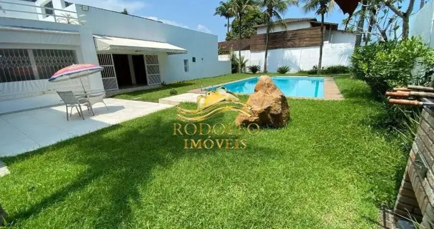 Guarujá-SP Praia da Enseada 4 Dormitórios 638m² Piscina Área Verde Sacada